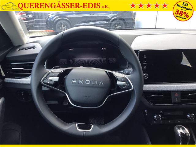 Skoda / Kamiq / Schwarz / Classic+AHK / Black Magic / , Beispielbilder, ggf. teilweise mit Sonderausstattung