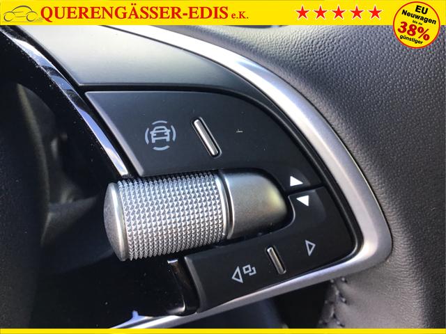 Skoda / Kamiq / Schwarz / Top Selection +AHK / Black Magic / , Beispielbilder, ggf. teilweise mit Sonderausstattung