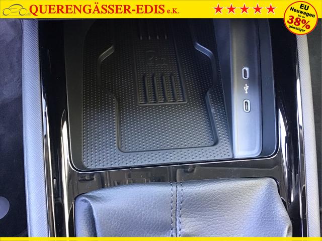 Skoda / Kamiq / Schwarz / Top Selection +AHK / Black Magic / , Beispielbilder, ggf. teilweise mit Sonderausstattung