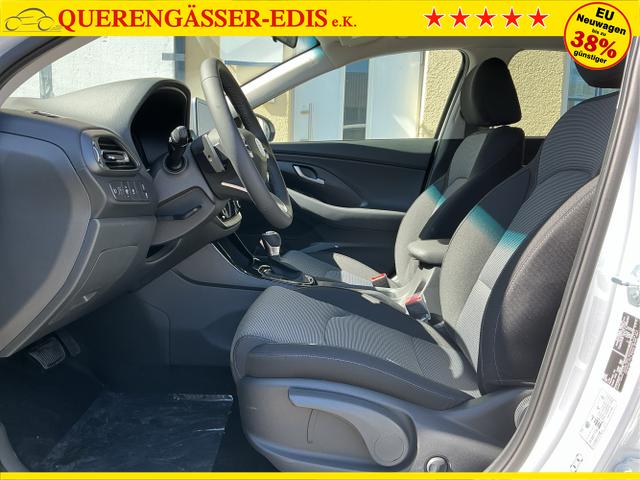 Hyundai / i30 / Wei&szlig; / Go / Atlas White / , Beispielbilder, ggf. teilweise mit Sonderausstattung