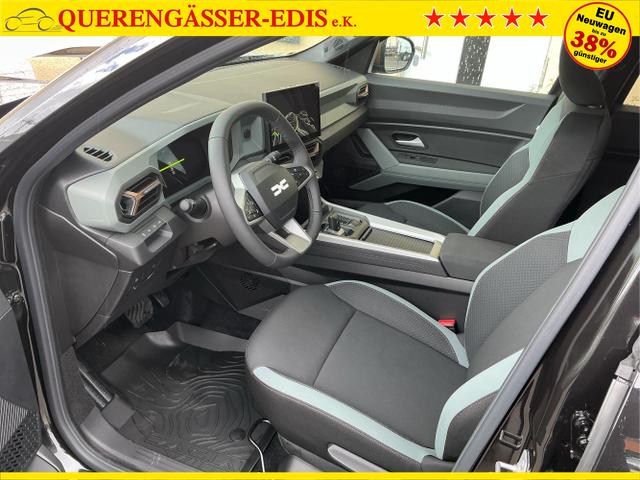 Dacia / Bigster / Schwarz / Extreme / Black Nacre / , Beispielbilder, ggf. teilweise mit Sonderausstattung