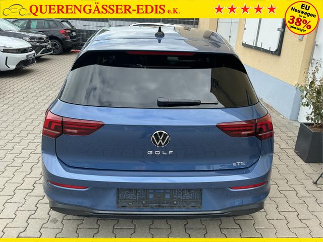 Volkswagen / Golf / Blau / Limited / Anemonenblau Metalic / , Beispielbilder, ggf. teilweise mit Sonderausstattung
