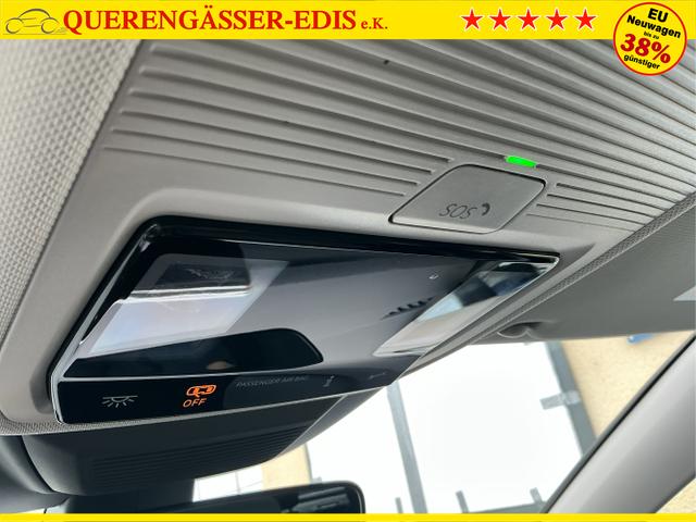 Volkswagen / Golf / Blau / Limited / Anemonenblau Metalic / , Beispielbilder, ggf. teilweise mit Sonderausstattung