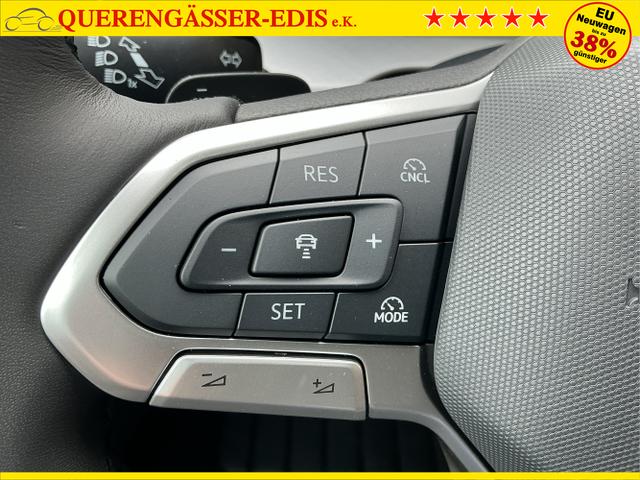 Volkswagen / Golf / Blau / Limited / Anemonenblau Metalic / , Beispielbilder, ggf. teilweise mit Sonderausstattung