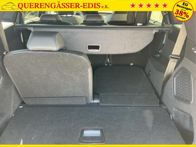 Peugeot / 5008 / Grau / GT 7-S / Titanium Grau Metalic / , Beispielbilder, ggf. teilweise mit Sonderausstattung