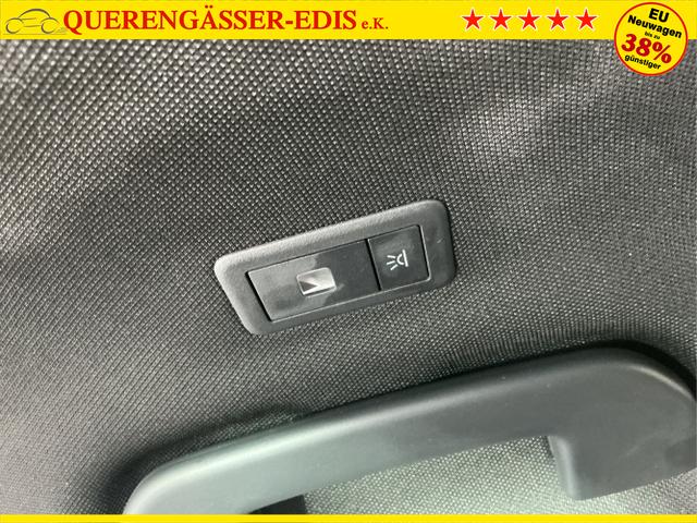 Peugeot / 5008 / Grau / GT 7-S / Titanium Grau Metalic / , Beispielbilder, ggf. teilweise mit Sonderausstattung
