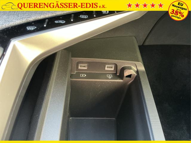 Peugeot / 5008 / Grau / GT 7-S / Titanium Grau Metalic / , Beispielbilder, ggf. teilweise mit Sonderausstattung