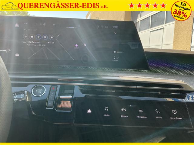 Peugeot / 5008 / Grau / GT 7-S / Titanium Grau Metalic / , Beispielbilder, ggf. teilweise mit Sonderausstattung