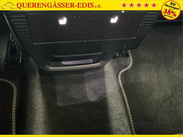 Peugeot / 3008 / Blau / Hybrid 145 / Bleu Ingaro Metalic / , Beispielbilder, ggf. teilweise mit Sonderausstattung
