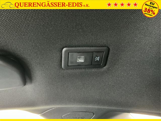 Peugeot / 3008 / Blau / Hybrid 145 / Bleu Ingaro Metalic / , Beispielbilder, ggf. teilweise mit Sonderausstattung