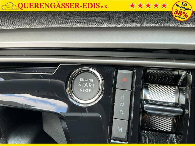 Peugeot / 3008 / Blau / Hybrid 145 / Bleu Ingaro Metalic / , Beispielbilder, ggf. teilweise mit Sonderausstattung