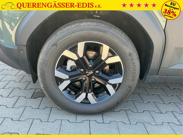 Dacia / Duster / Gr&uuml;n / Extreme / Dusty Khaki / , Beispielbilder, ggf. teilweise mit Sonderausstattung