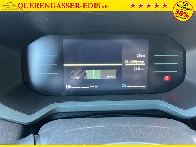Dacia / Duster / Gr&uuml;n / Extreme / Dusty Khaki / , Beispielbilder, ggf. teilweise mit Sonderausstattung