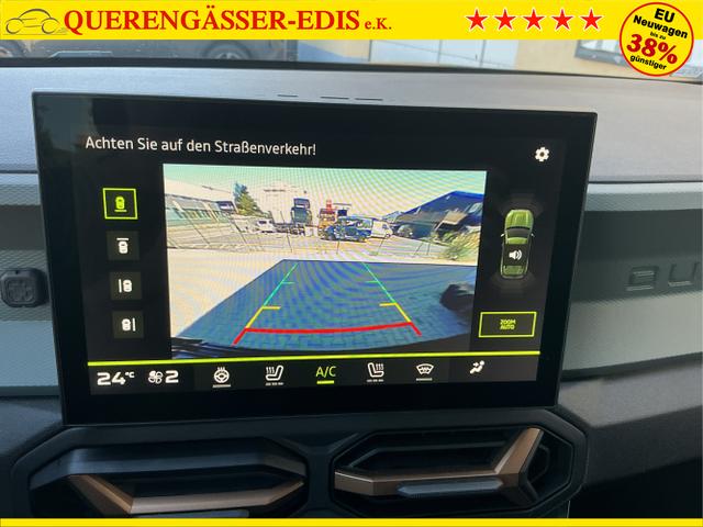 Dacia / Duster / Gr&uuml;n / Extreme / Dusty Khaki / , Beispielbilder, ggf. teilweise mit Sonderausstattung