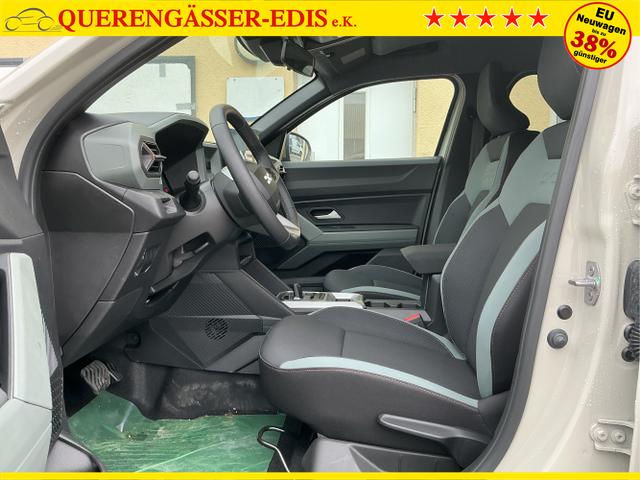 Dacia / Duster / Beige / Extreme / Sandstone Beige / , Beispielbilder, ggf. teilweise mit Sonderausstattung
