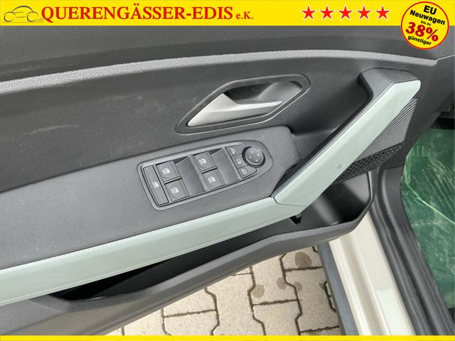Dacia / Duster / Beige / Extreme / Sandstone Beige / , Beispielbilder, ggf. teilweise mit Sonderausstattung