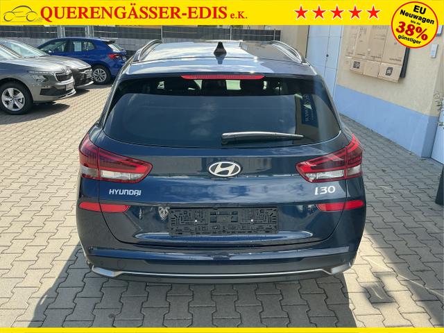 Hyundai / i30 / Blau / Go / Salley blue / , Beispielbilder, ggf. teilweise mit Sonderausstattung