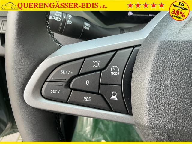 Dacia / Duster / Gr&uuml;n / Extreme / Dusty Khaki / , Beispielbilder, ggf. teilweise mit Sonderausstattung