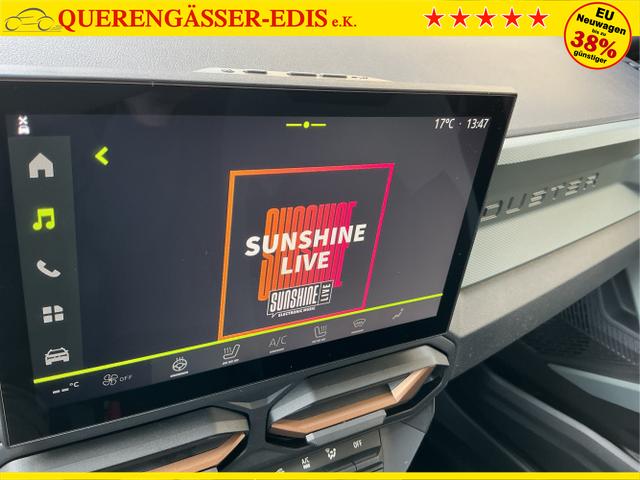 Dacia / Duster / Gr&uuml;n / Extreme / Dusty Khaki / , Beispielbilder, ggf. teilweise mit Sonderausstattung