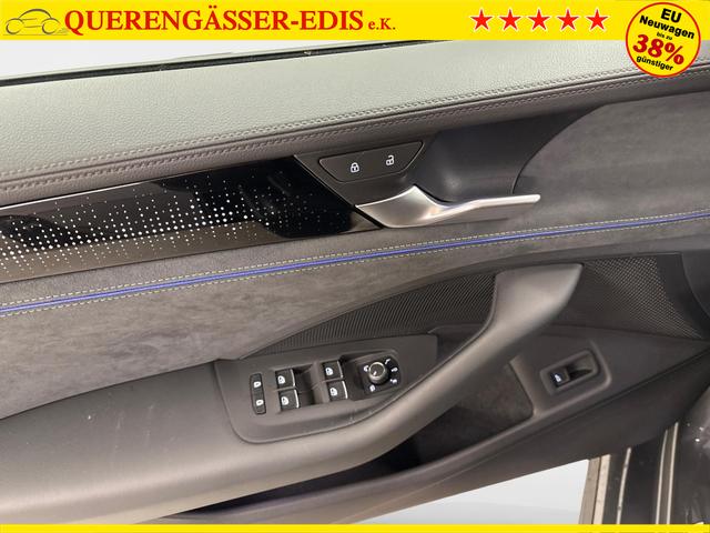 Volkswagen Passat Variant R-Line 2.0 TDI SCR 4Motion 193PS/142kW DSG7 2026 +PANO+AHK+360+BLACK-STYLE 