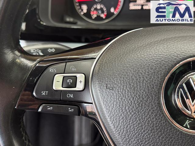 Volkswagen Caravelle 2.0 TDI DSG 204PS Highline AHK LED NAVI SHZ LEDER 
