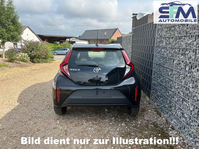 Toyota Aygo X 1.0 Play 