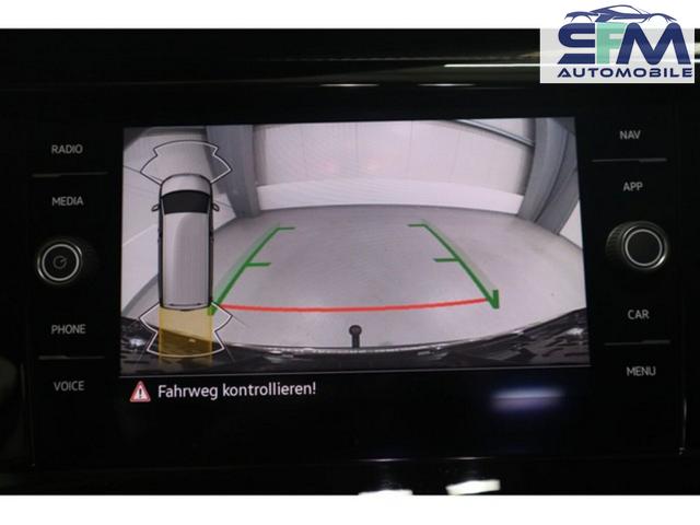 Volkswagen Multivan 6.1 Comfortline T6.1 TDI 204 4M FahrassP+ StHz LED+ AHK 