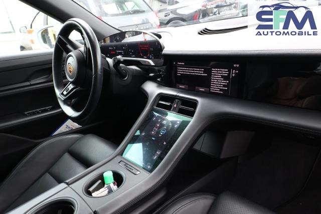 Porsche Taycan Plus 4S 20Z ACC Pano Matrix BOSE ParkAs 