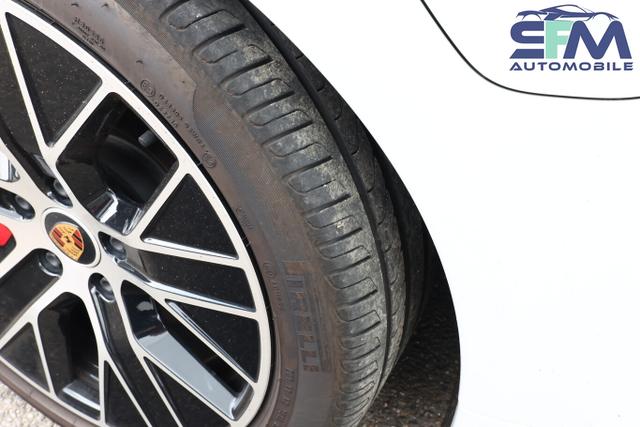 Porsche Taycan Plus 4S 20Z ACC Pano Matrix BOSE ParkAs 