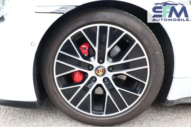 Porsche Taycan Plus 4S 20Z ACC Pano Matrix BOSE ParkAs 