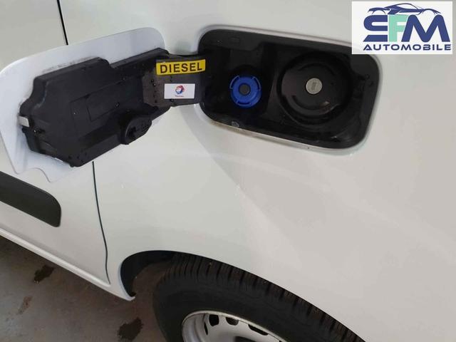 Citro&euml;n Berlingo Kasten 