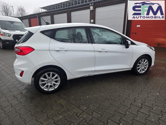 Ford Fiesta Titanium/1. HAND/ T&Uuml;V NEU /Kamera 