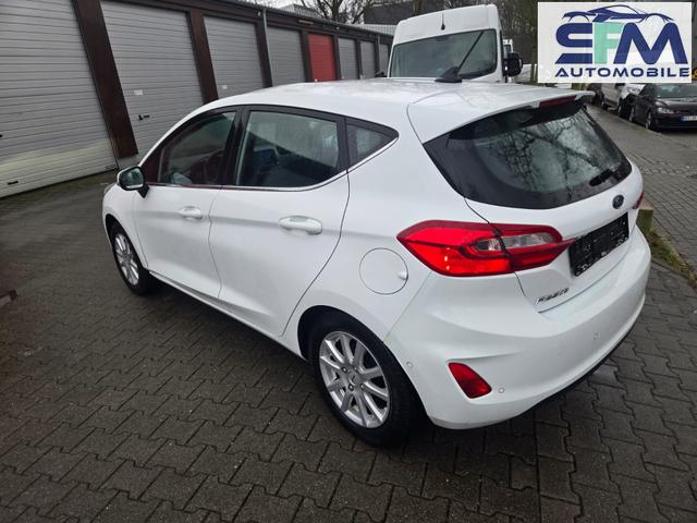 Ford Fiesta Titanium/1. HAND/ T&Uuml;V NEU /Kamera 