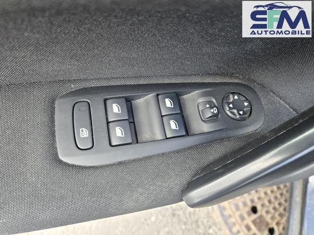 Peugeot 308 SW Active Business /Zahriemen-Wasserpumpe gewechselt/SHZ/PDC 