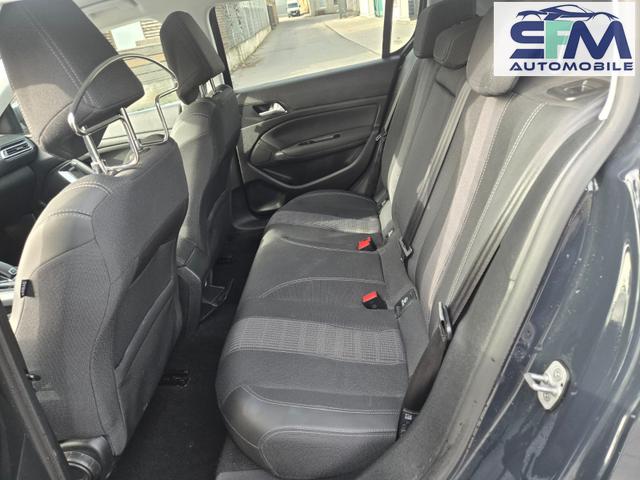 Peugeot 308 Allure/Zahnriemen und Wasserpumpe Neu/T&Uuml;V NEU/Kamera/Automatik 