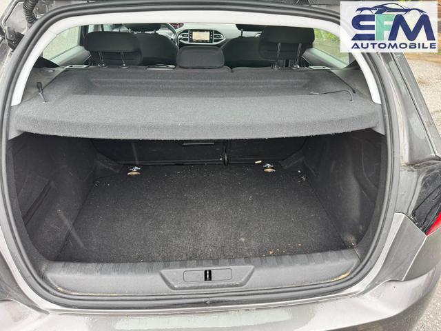 Peugeot 308 Active Business /PDC/1. Hand/T&Uuml;V NEU 