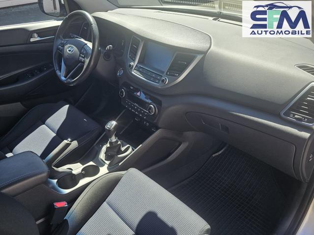 Hyundai TUCSON Ix35 Premium 4WD/1.HAND 