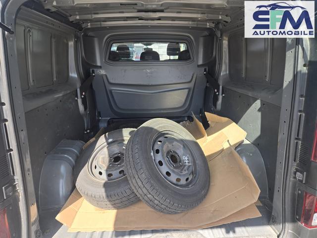 Renault Trafic Kastenwagen lang L2H1 Doka 2,9t Komfort / 1.HAND T&Uuml;V NEU AHK 