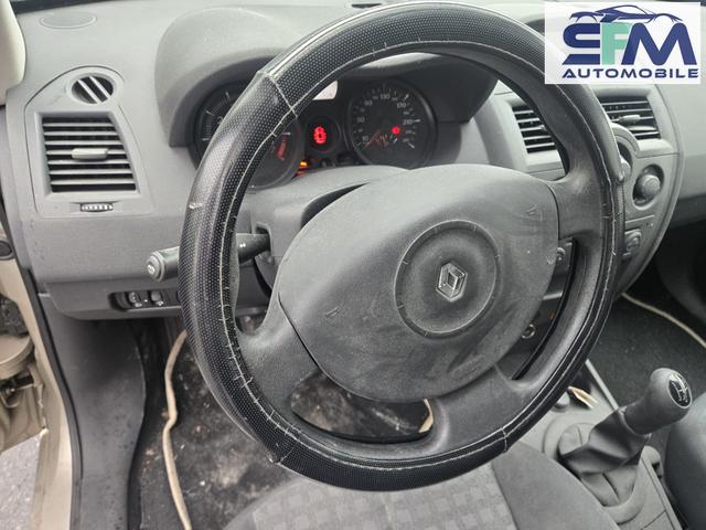 Renault M&eacute;gane T&Uuml;V NEU 