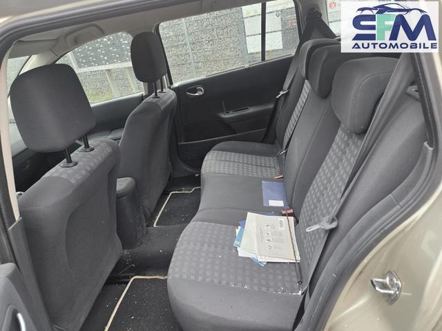 Renault M&eacute;gane T&Uuml;V NEU 