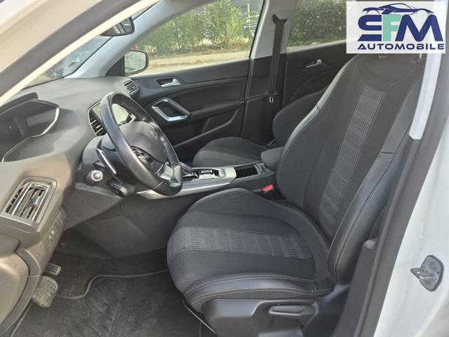 Peugeot 308 Allure Business/Zahnriemen NEU/1 Jahr Garantie/Automatik/ 1.Hand 