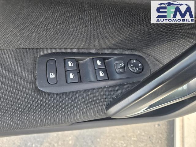 Peugeot 308 Allure Business/Zahnriemen NEU/1 Jahr Garantie/Automatik/ 1.Hand 