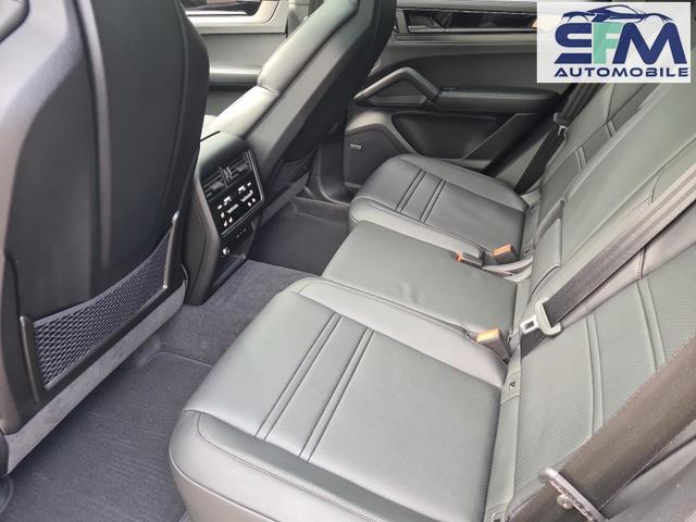 Porsche Cayenne GTS BOSE AHK SoftClose 4RadLenk Matrix 