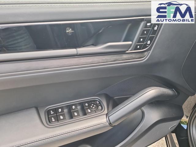 Porsche Cayenne GTS BOSE AHK SoftClose 4RadLenk Matrix 