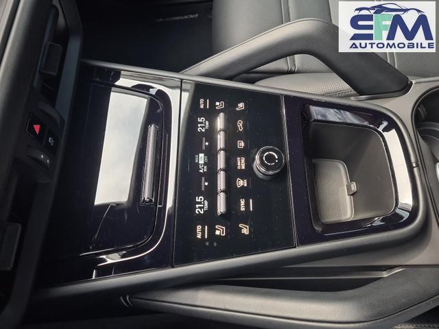 Porsche Cayenne GTS BOSE AHK SoftClose 4RadLenk Matrix 