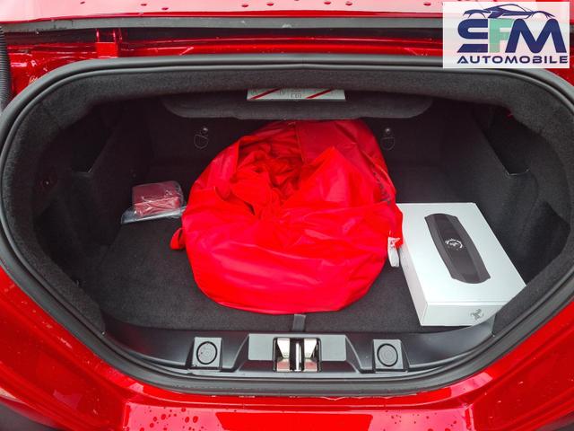 Ferrari Roma Spider Pass.Display ACC Airscarf Seatvent. 