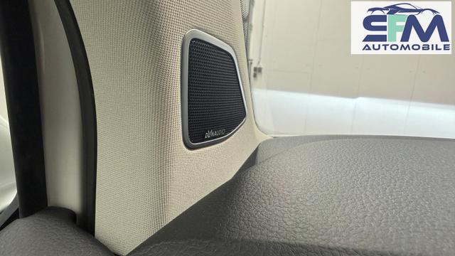 Volkswagen T6 Multivan 4M LED/Navi/Stdhzg/Dynaudio/AHK 