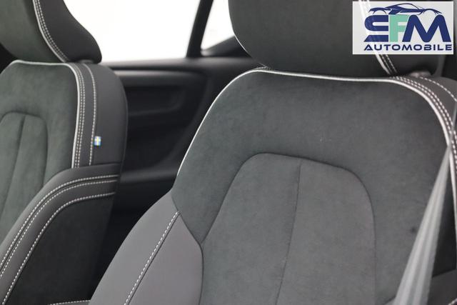 Volvo XC40 2.0 Black Edition Plus B4 Mild-Hybrid 197PS Automatik elektr. PanoDach R&uuml;ckf.Kamera PDC v+h ACC el.Heckklappe Harman/Kardon-Sound Klimaautomatik Sitzheizung Lenkradheizung Apple CarPlay Android Auto 20-LM 