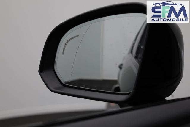 Volvo XC40 2.0 Black Edition Plus B4 Mild-Hybrid 197PS Automatik elektr. PanoDach R&uuml;ckf.Kamera PDC v+h ACC el.Heckklappe Harman/Kardon-Sound Klimaautomatik Sitzheizung Lenkradheizung Apple CarPlay Android Auto 20-LM 