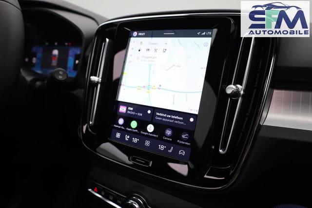 Volvo XC40 2.0 Black Edition Plus B4 Mild-Hybrid 197PS Automatik elektr. PanoDach R&uuml;ckf.Kamera PDC v+h ACC el.Heckklappe Harman/Kardon-Sound Klimaautomatik Sitzheizung Lenkradheizung Apple CarPlay Android Auto 20-LM 